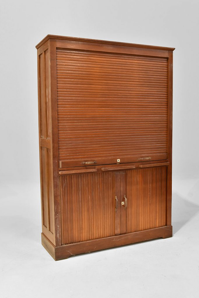 Tall Oak Tambour Fronted 27 Pigeon Hole Filing / Unit with