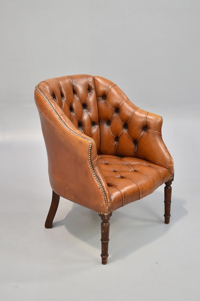 Tan Leather Tub Chair With Studded Button Back & Turned Wooden Legs