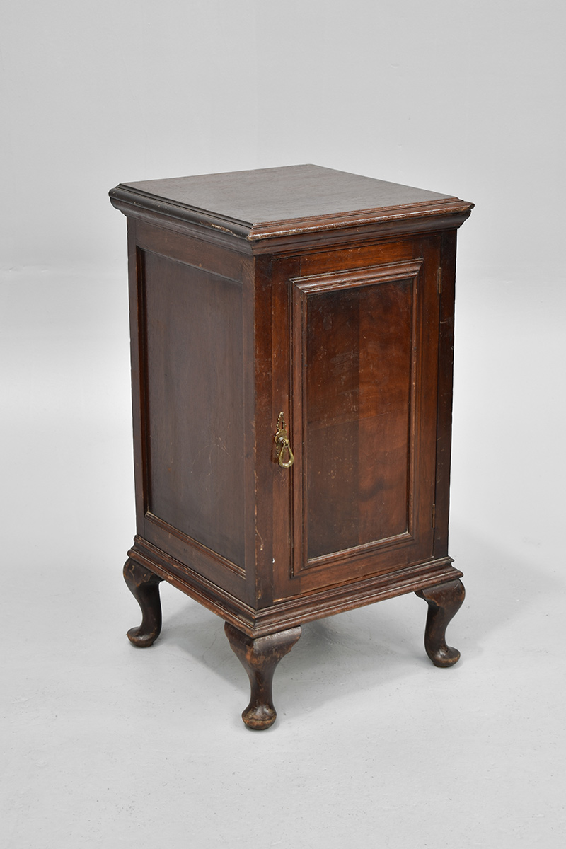 Mahogany Bedside Cabinet With Panelled Door & Low Cabriole Legs - The