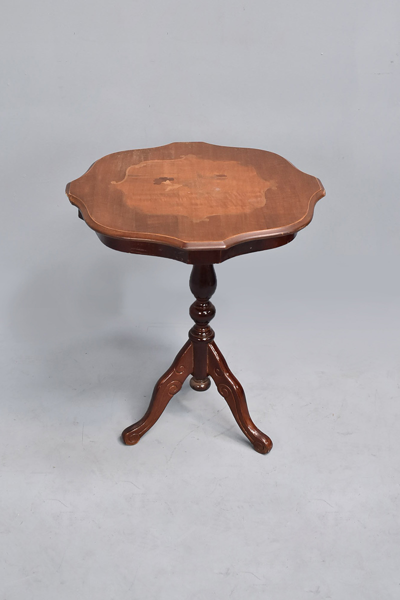 Mahogany & Inlaid Occasional Side Table With Scalloped Edge The Classic Prop Hire Company